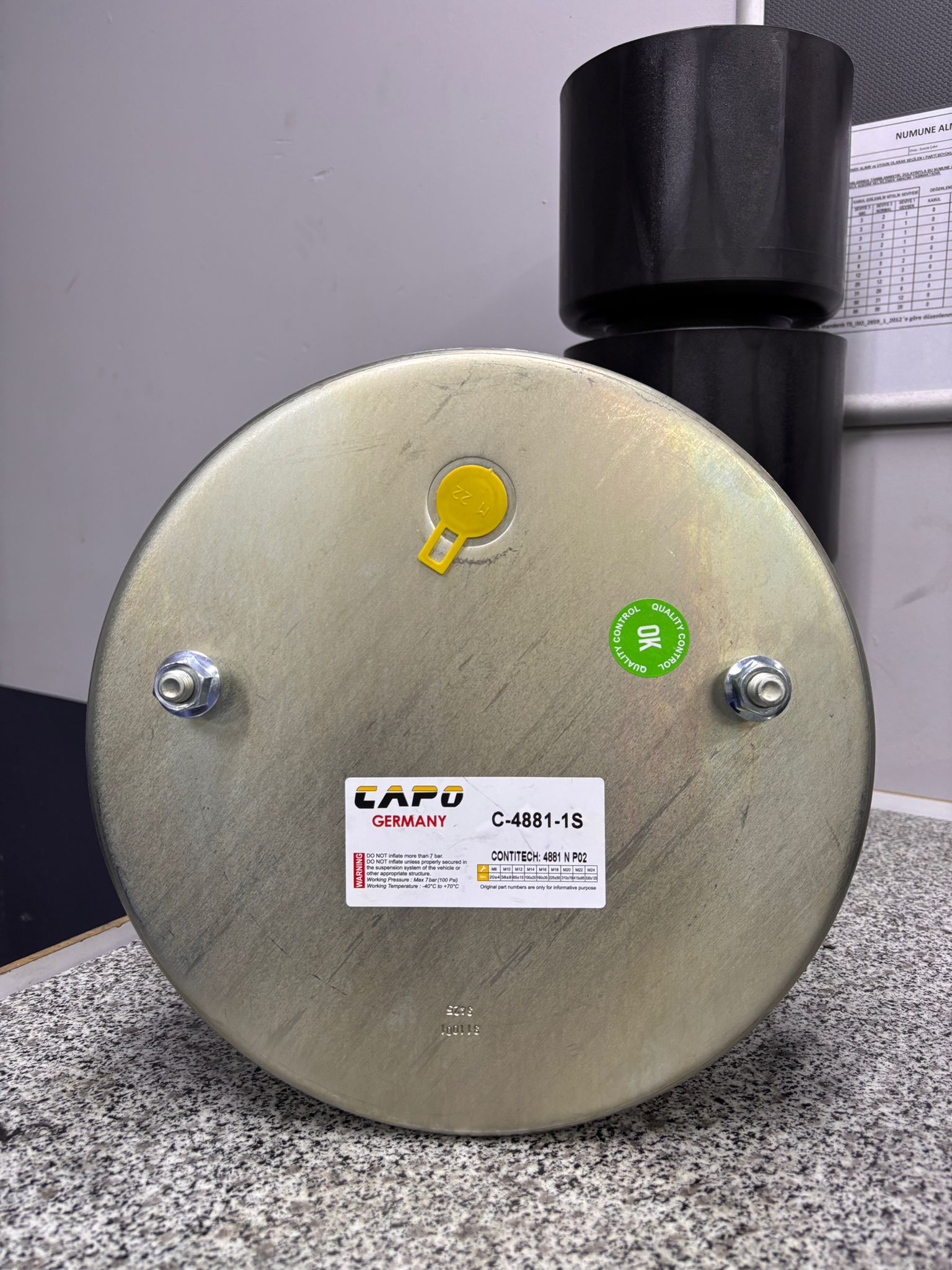 قربة حمولة شاحنة