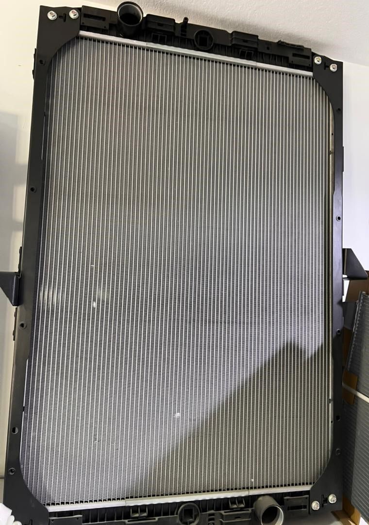 مبرد مياه شاحنة